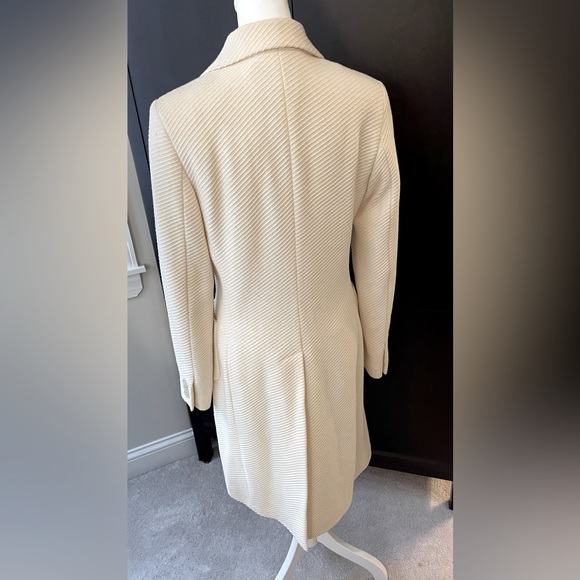 Ivory Coat - Banana Republic - Picture 3 of 5